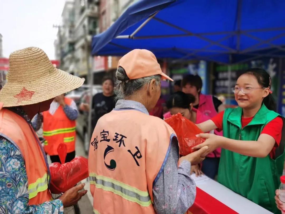 含山运漕小巷深处的独特魅力,最新消息与一家特色小店的惊喜