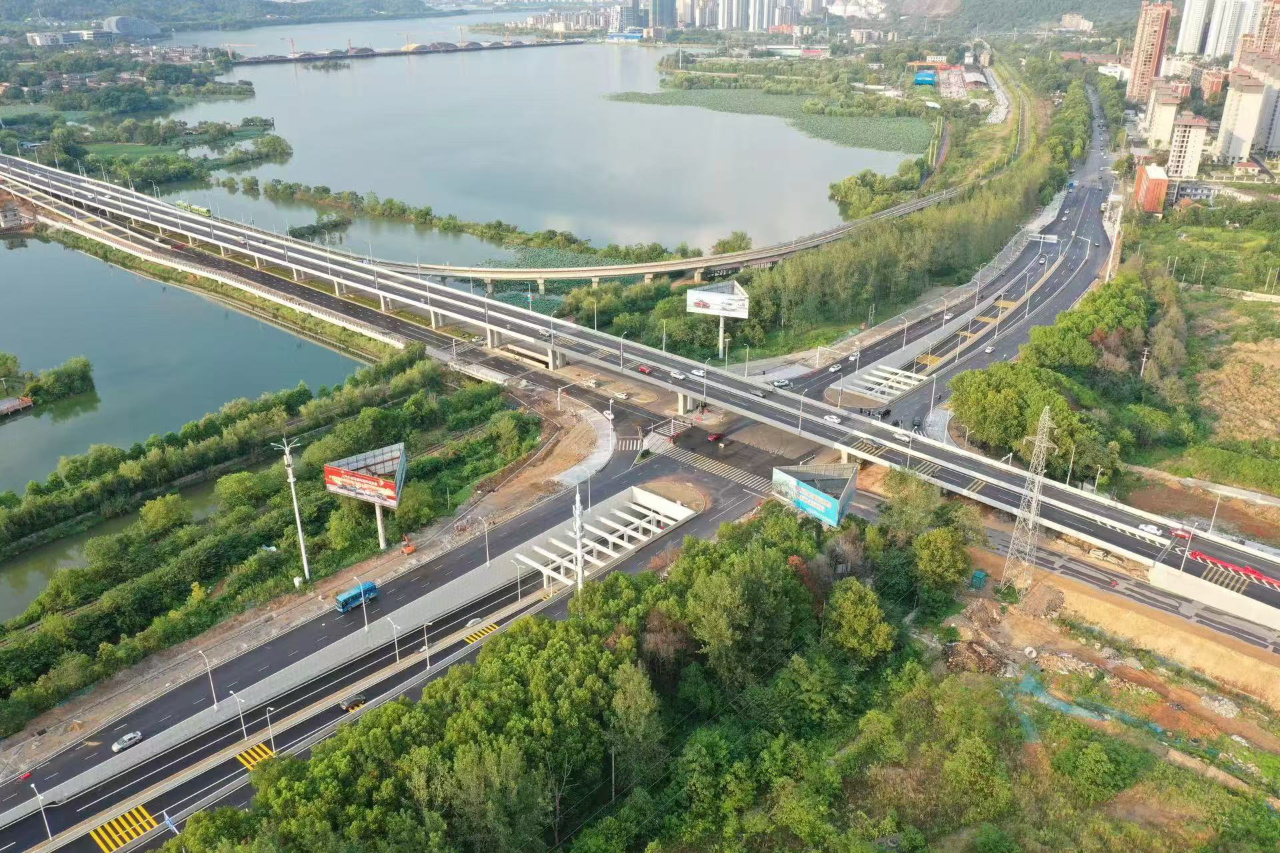 湖北最新通车，科技重塑交通，智能出行新时代的畅享之旅